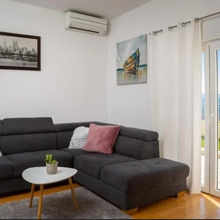Luxury Apartment Roko Omiš Zewnętrze zdjęcie