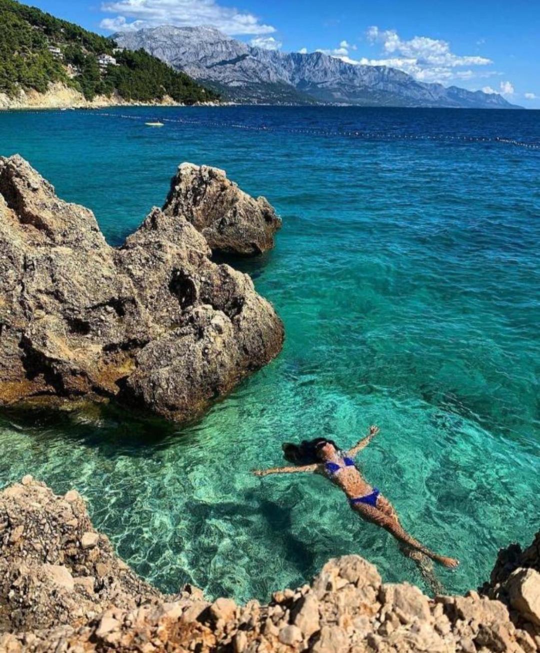 Luxury Roko Omis